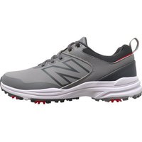 New Balance Advantage Spike grau